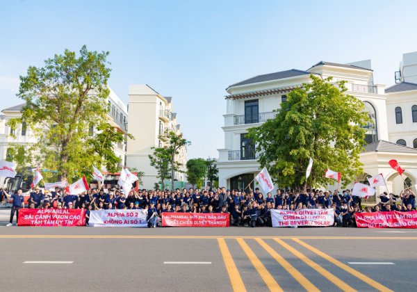 giới thiệu về alpha real